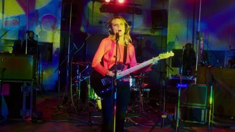 Watch Wolf Alice perform ‘Delicious Things’ with an orchestra at Abbey Road studios