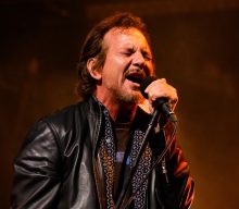 Eddie Vedder announces 2022 US tour with backing band The Earthlings