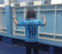Original AC/DC Singer DAVE EVANS Receives Honorary Lifetime Membership From Argentina’s CLUB ATLÉTICO TEMPERLEY