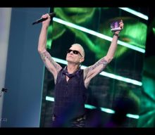 DAVID LEE ROTH Extends Las Vegas Residency: ‘I Had No Idea How Many Of You Wanted To Pay To See Me Go’