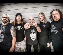 PHIL DEMMEL On Upcoming VIO-LENCE EP: ‘It’s Definitely My Best Playing That’s Ever Been Recorded’