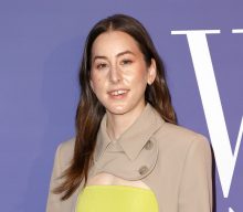 Alana Haim’s “most awkward Passover dinner” inspired ‘Licorice Pizza’ scene
