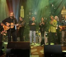Watch Wilco perform ‘California Stars’ with all-star cast at ACL Hall of Fame induction