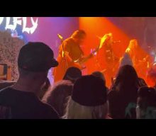Watch: SOULFLY Performs Cover Of FEAR FACTORY’s ‘Replica’ With DINO CAZARES In Roseville, California