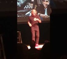 Watch IRON MAIDEN’s BRUCE DICKINSON Sing A Cappella Version Of ‘Road To Hell’ In Houston