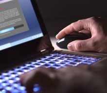Russia looking to make software piracy legal in response to tech bans