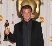 Sean Penn will “smelt” his Oscars in public if Ukrainian president not invited to awards
