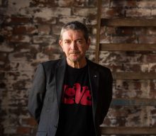Shack’s Michael Head And The Red Elastic Band share new single ‘Broken Beauty’