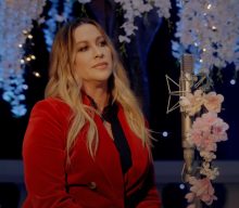Watch Alanis Morissette perform an orchestral version of ‘You Oughta Know’ for ‘Bridgerton’
