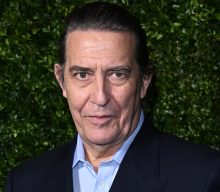 Ciarán Hinds: “‘Derry Girls’ is my 25 minutes of bliss”