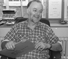 Rare LPs and memorabilia from John Peel’s private collection will be auctioned off next month