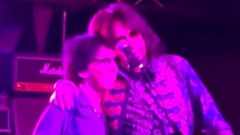 Watch: PETER CRISS And ACE FREHLEY Reunite On Stage At Nashville’s CREATURES FEST