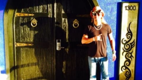Take A Video Tour Of BRET MICHAELS’s Award-Winning ‘Rock Star Suite’