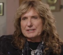 WHITESNAKE’s DAVID COVERDALE Says It Wasn’t His Idea To Re-Record ‘Here I Go Again’ For 1987 Album