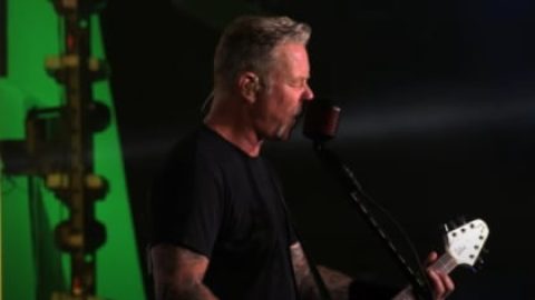 Watch Pro-Shot Video Of METALLICA Performing ‘Fight Fire With Fire’ In Belo Horizonte