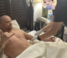 Watch: ALL THAT REMAINS Performs Without Stomach Bug-Suffering PHIL LABONTE In Fort Lauderdale