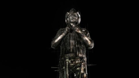 Watch the making of Hellfest’s giant Lemmy statue