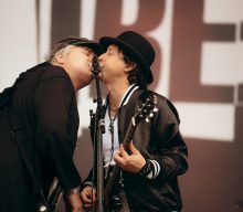 The Libertines pay tribute to Ukraine and kick off Glastonbury 2022