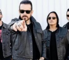 BLACK STAR RIDERS Share New Single ‘Pay Dirt’
