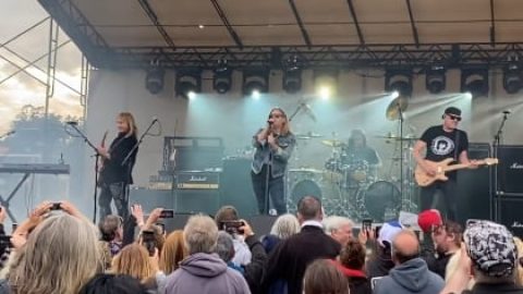 Watch: GREAT WHITE Performs With New Singer ANDREW FREEMAN In Merrimack, New Hampshire