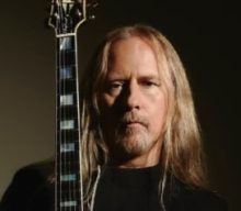 ALICE IN CHAINS’ JERRY CANTRELL Announces Early 2023 U.S. Solo Tour