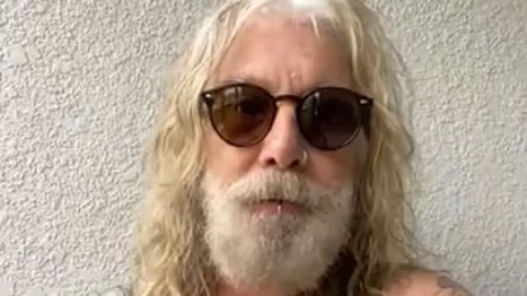 JOHN CORABI Took A Job Driving A Truck Years After His Departure From MÖTLEY CRÜE