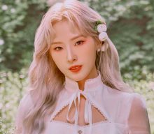 LOONA’s Haseul shares riveting covers of IU’s ‘Drama’ and ‘You & I’