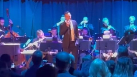 Watch: MARK TREMONTI Sings FRANK SINATRA Classics At Sold-Out Charity Concert