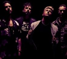 PAPA ROACH’s JERRY HORTON: ‘We Don’t Really Hang Out When We’re Not On Tour’