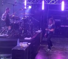Watch: SEPULTURA Plays First Show With Fill-In Guitarist JEAN PATTON