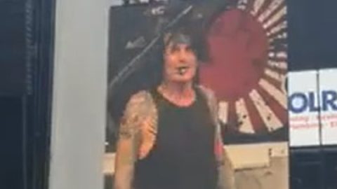 MÖTLEY CRÜE Recruits Drummer TOMMY CLUFETOS After TOMMY LEE Breaks Ribs Before ‘The Stadium Tour’ Kickoff
