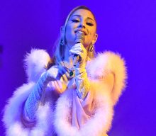 Ariana Grande fires back at fan asking her to “remember that you’re a singer”