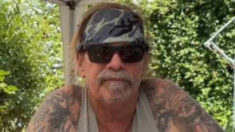 Ex-W.A.S.P. Guitarist CHRIS HOLMES: ‘The Doctor Told Me That The Cancer Is Gone’