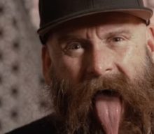 FIVE FINGER DEATH PUNCH’s CHRIS KAEL On His 2020 Relapse: ‘I Realized I’m An Emotional-Trigger Guy’