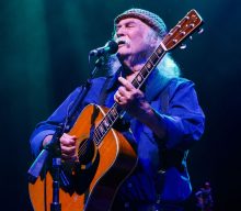 David Crosby called “unkind schmuck” for criticising fan’s artwork
