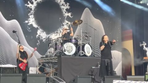 KORN Cancels Tonight’s Headlining Performance At Spain’s RESURRECTION FEST