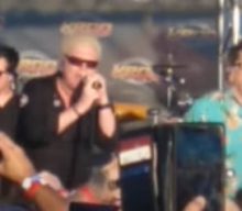 THE OFFSPRING Plays Intimate Hometown Concert On California Beach: Video, Photos