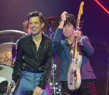 Watch Johnny Marr join The Killers on stage as they begin US tour together