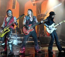 Mick Mars on Mötley Crüe lawsuit: “I carried these bastards for years”