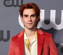 KJ Apa ditches ‘Riverdale’ red hair as season six wraps