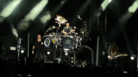 Watch: KORN Performs Without MUNKY In Wantagh, New York