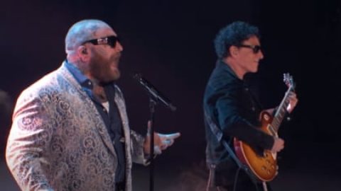 Watch: JOURNEY’s NEAL SCHON Performs ‘Don’t Stop Believin” On ‘America’s Got Talent’