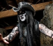 WEDNESDAY 13 Blasts Former MURDERDOLLS Bandmates Over ‘Unauthorized’ And ‘Unapproved’ Web Site And Merchandise