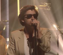 Watch Arctic Monkeys play ‘Body Paint’ on ‘Fallon’