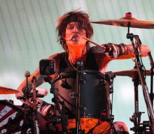 Tommy Lee responds to criticism of his calls for Mötley Crüe concertgoers to expose themselves