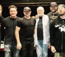 AVENGED SEVENFOLD Completes Mixing Long-Awaited New Album