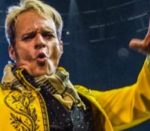 DAVID LEE ROTH Shares New Version Of VAN HALEN’s ‘Ain’t Talkin’ ‘Bout Love’