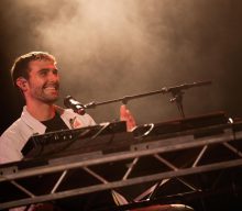 Fred again.. shares ‘Bleu (better with time)’ and announces two more Brixton Academy gigs