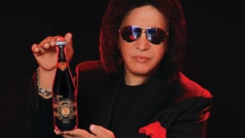 GENE SIMMONS’s MoneyBag Soda Celebrates Shipping One Million Bottles