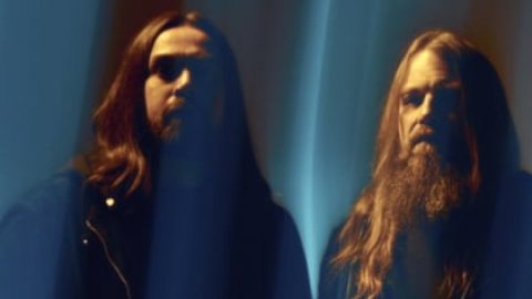 LAMB OF GOD’s MARK MORTON Says Drummer ART CRUZ ‘Stretched Out Quite A Bit’ On ‘Omens’ Album